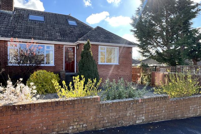 Alexander Avenue, East Ayton... 3 bed semi