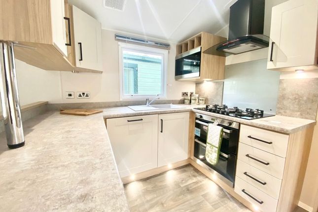Stratheck Holiday Park 2 bed park home for sale