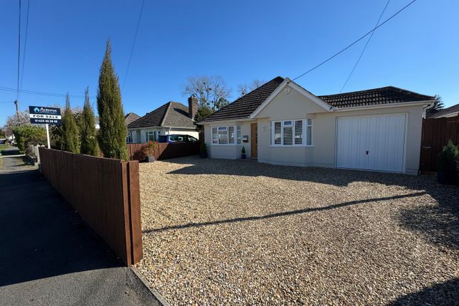 Hampton Drive, Ringwood, BH24 4 bed detached bungalow for sale