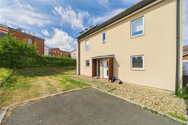 4 bed detached house