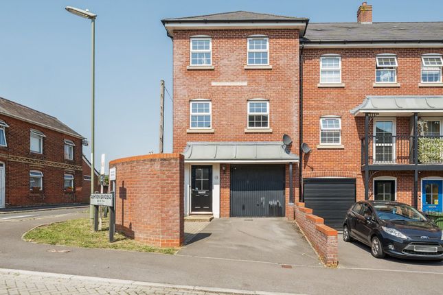 4 bed semi-detached house