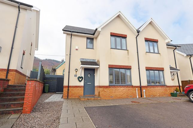Abercwmboi, Aberdare CF44 3 bed semi