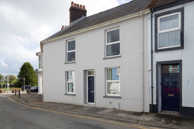 4 bed terraced house