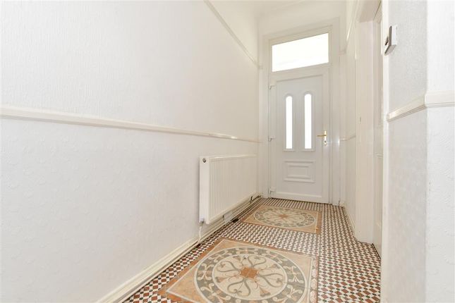 5 bed terraced house