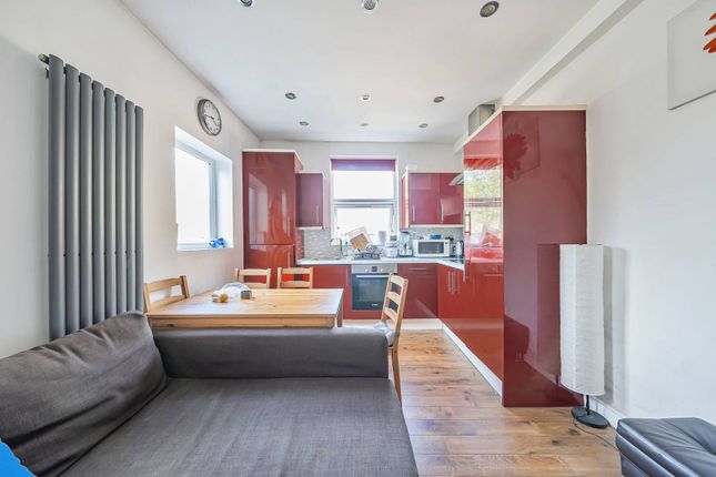Kilburn Lane, Queen's Park, London, W10 4 bed flat for sale