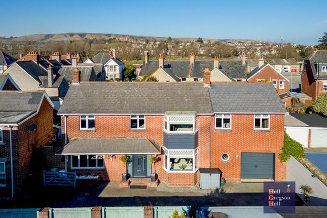 5 bedroom house for sale