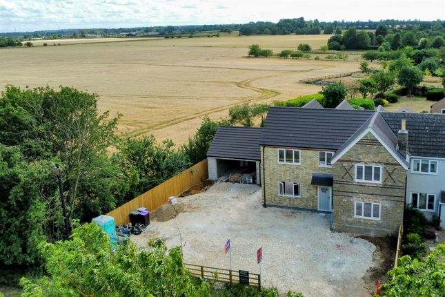 5 bedroom semi-detached house for sale
