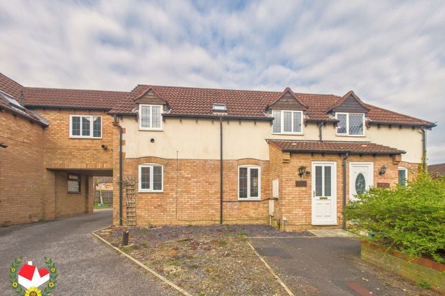 Ferry Gardens, Quedgeley, GL2 3 bed terraced house for sale