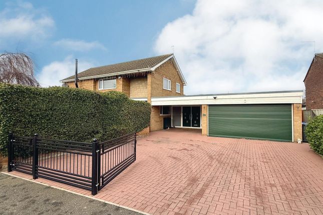 Clover Way, Gunton St Peters... 4 bed detached house for sale