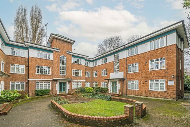 Knights Park, Kingston Upon Thames KT1 2 bed flat for sale