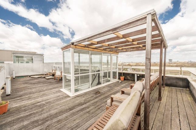 Peterborough Road, Parsons Green... 3 bed flat for sale