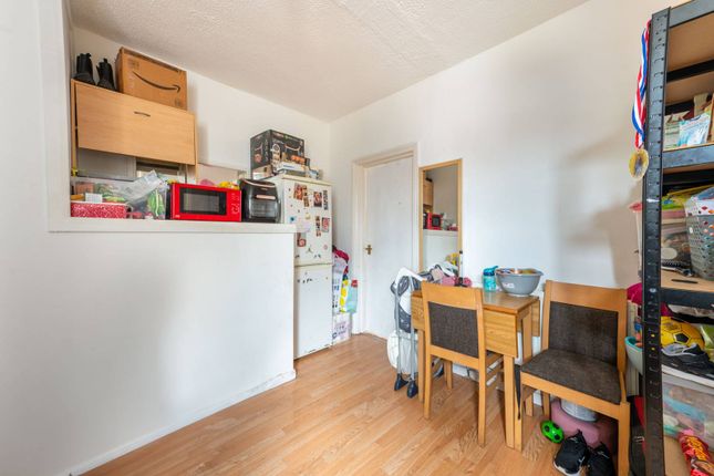 Cooper Road, Dollis Hill, London, NW10 1 bed flat for sale