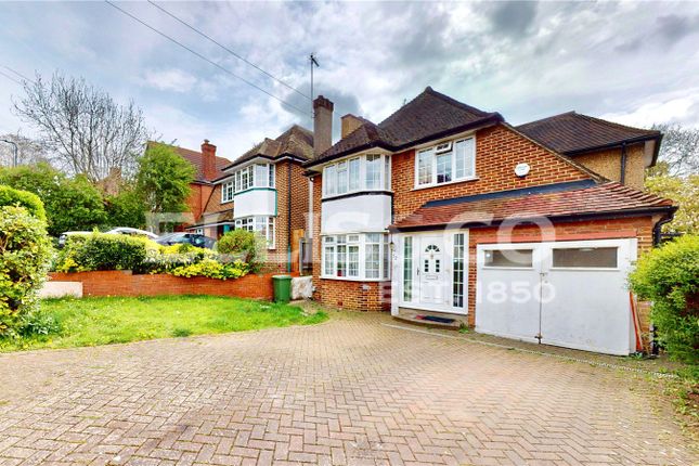 5 bed detached house