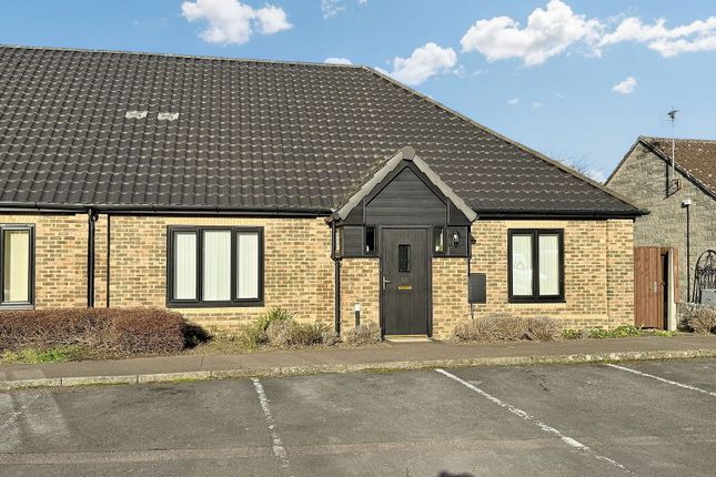 3 bedroom semi-detached bungalow for sale