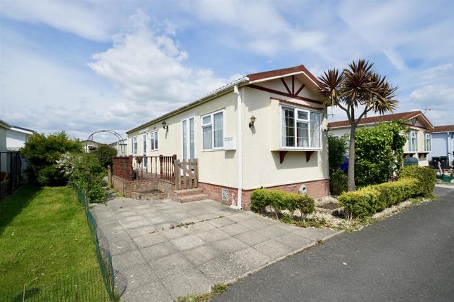 2 bedroom park home for sale