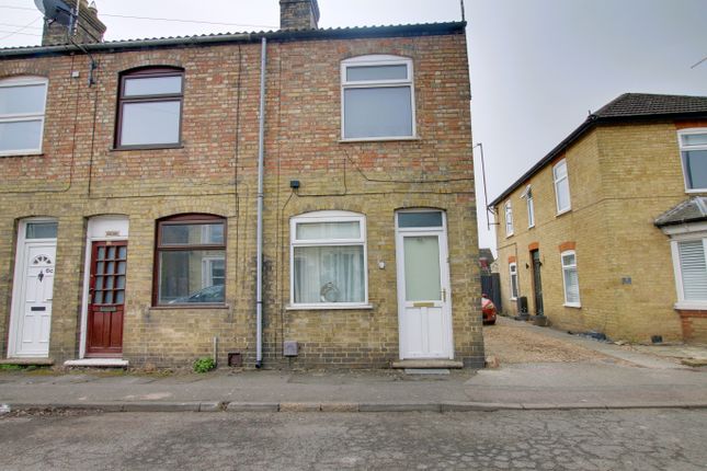 2 bedroom end of terrace house for sale