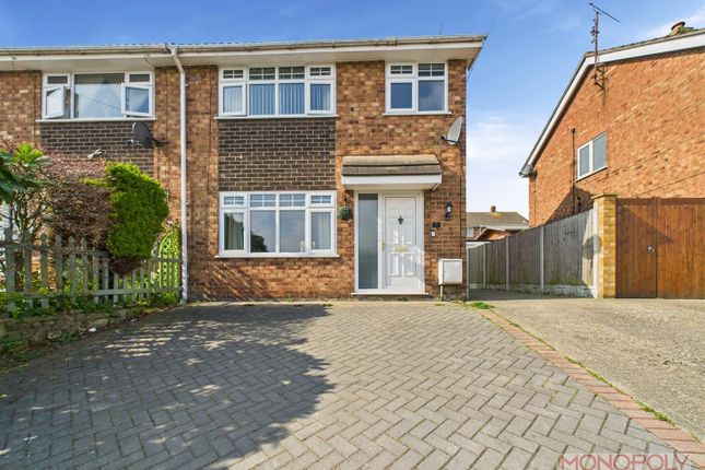 3 bedroom semi-detached house for sale
