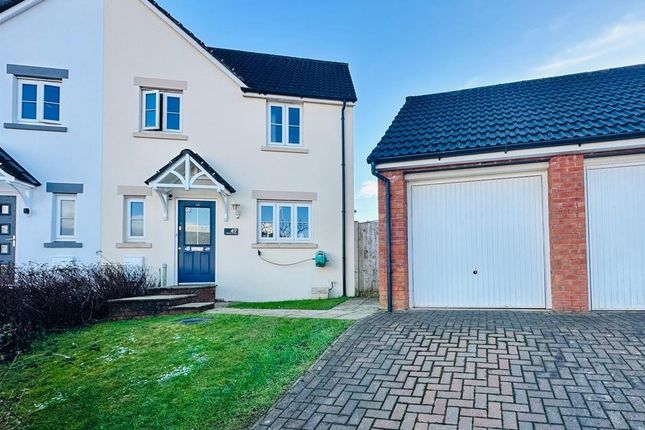 Devonshire Rise, Tiverton EX16 3 bed semi