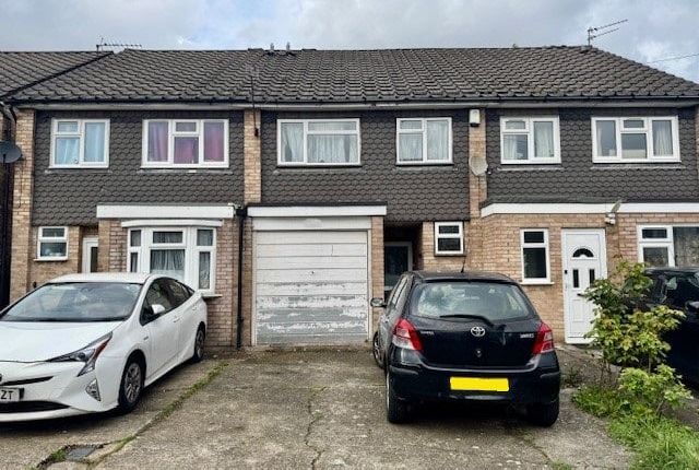 3 bed terraced house