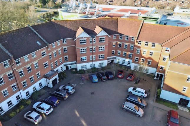 Bell Chase, Aldershot 2 bed apartment for sale