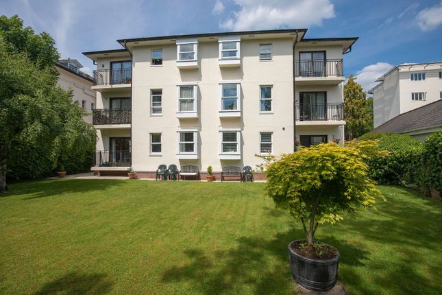 Eltham Lawn, Queens Road, Cheltenham... 2 bed flat for sale