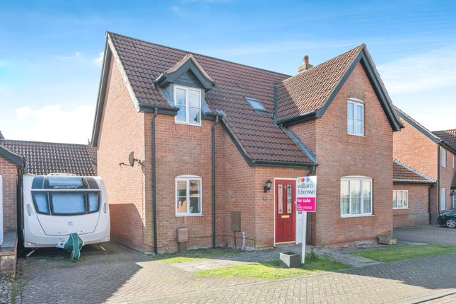 4 bed detached house