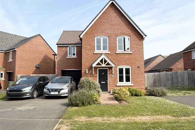 3 bed detached house