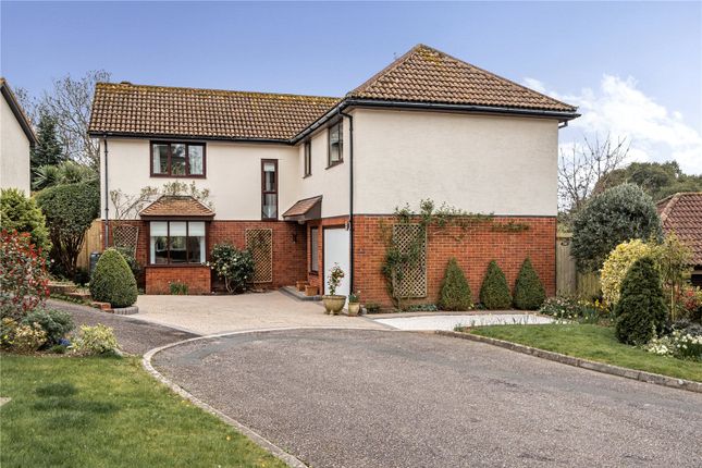 3 bed detached house