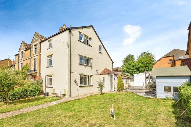 4 bed end terrace house