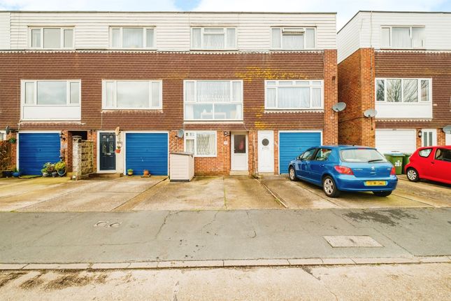 4 bedroom town house for sale