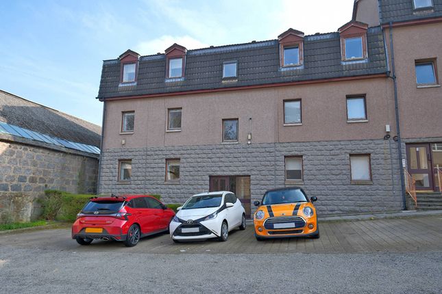 2 bed flat