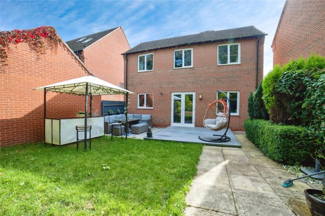 3 bed semi-detached house