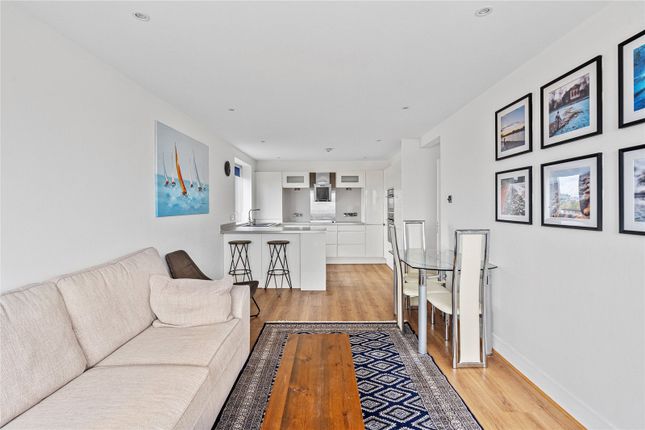 2 bed flat