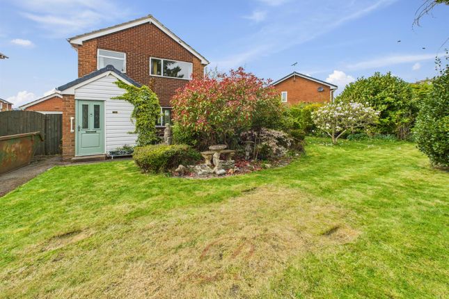 3 bed detached house