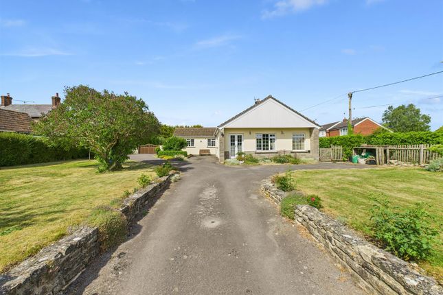 New Zealnd, Calne SN11 4 bed bungalow for sale