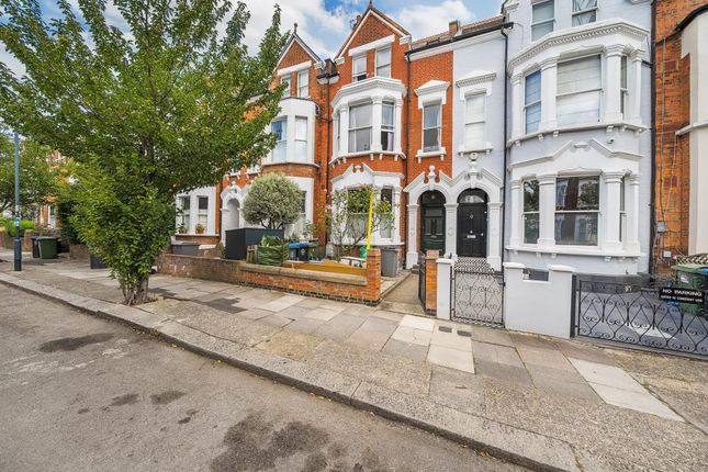 3 bedroom maisonette for sale