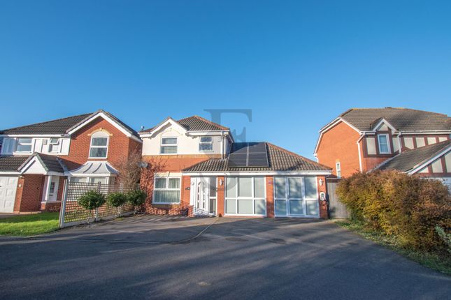 4 bed detached house