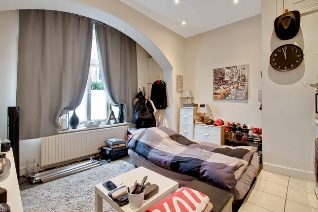 London W14 9LB Studio for sale