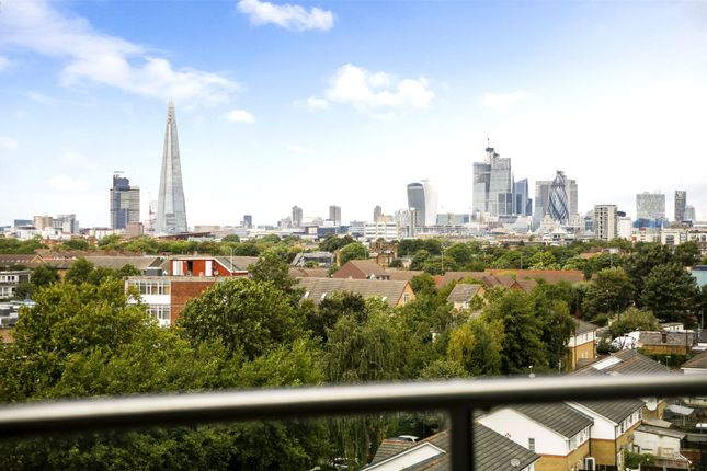 3 bedroom flat for sale