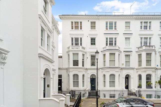 Strathmore Gardens, London, W8 2 bed house for sale