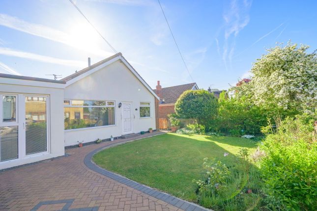 High Street, Grantham NG32 3 bed detached bungalow for sale