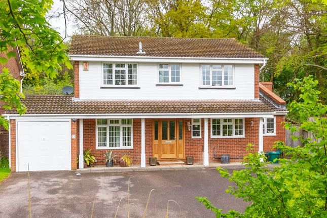 4 bed detached house