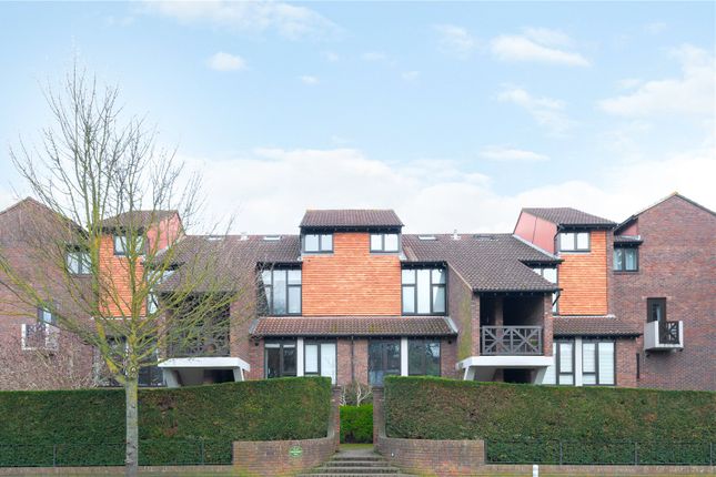 2 bedroom maisonette for sale