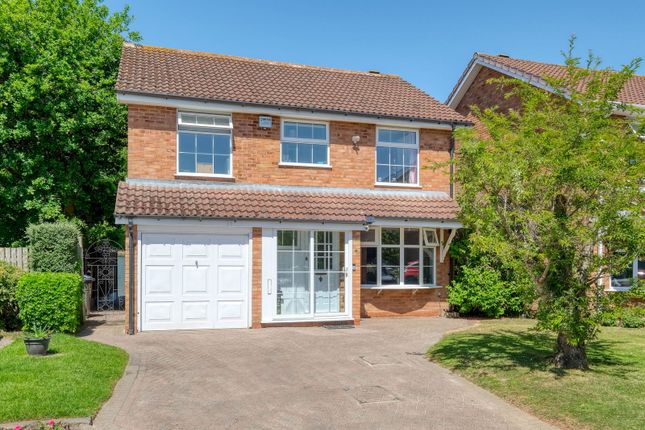 4 bed detached house