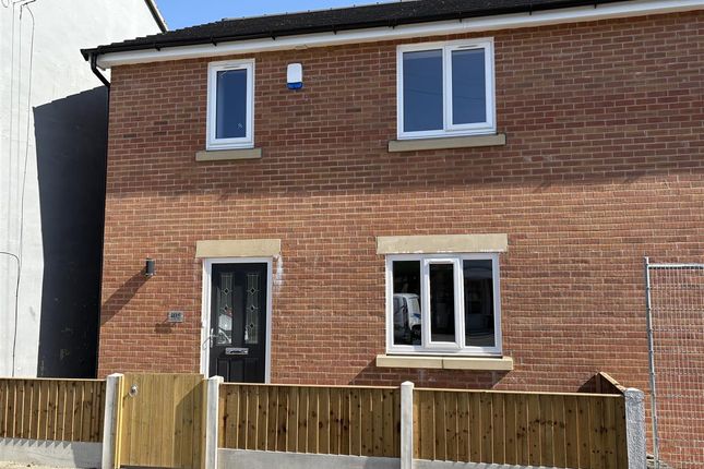 3 bed semi-detached house