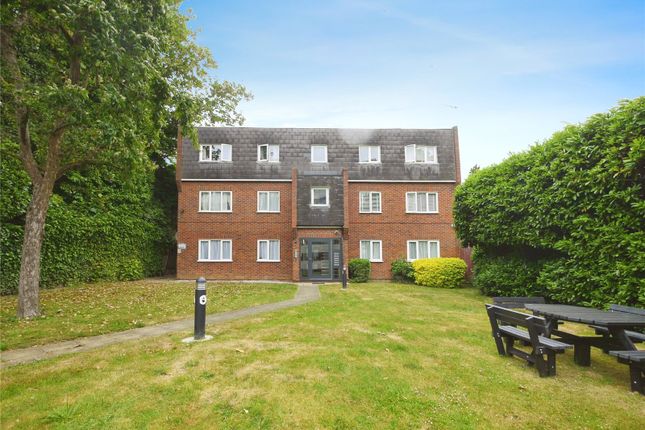 London Road, Brentwood, Essex, CM14 2 bed apartment for sale