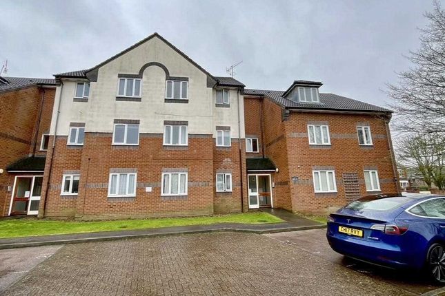 Siskin Close, Bushey, WD23 1 bed flat for sale