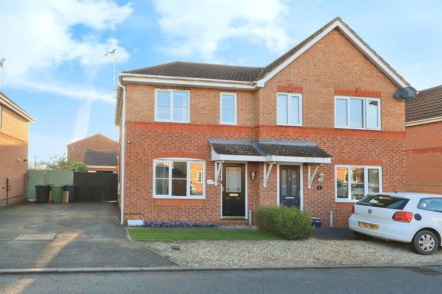 2 bedroom semi-detached house for sale