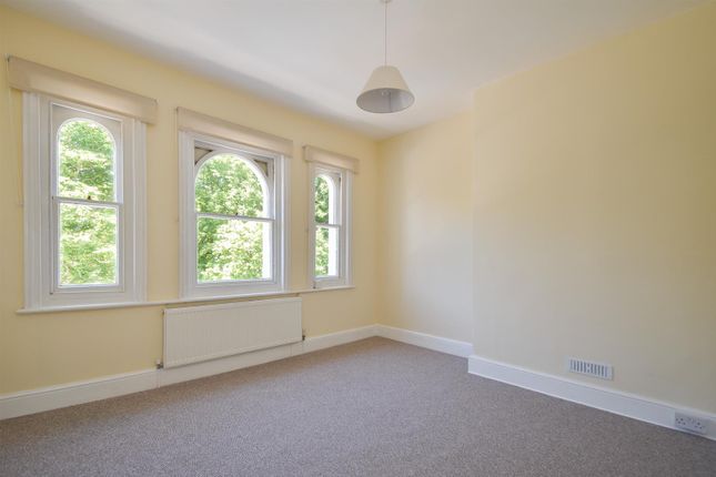 Cornwallis Gardens, Hastings 2 bed flat for sale