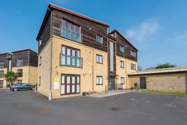 High Street, Ramsgate, CT11 2 bed flat for sale